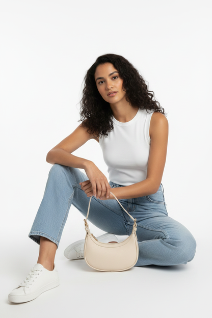 Hobo Crème - Pose Assise